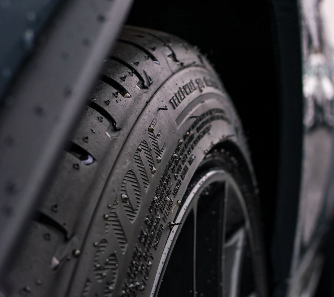 <p>Tire Shine</p>