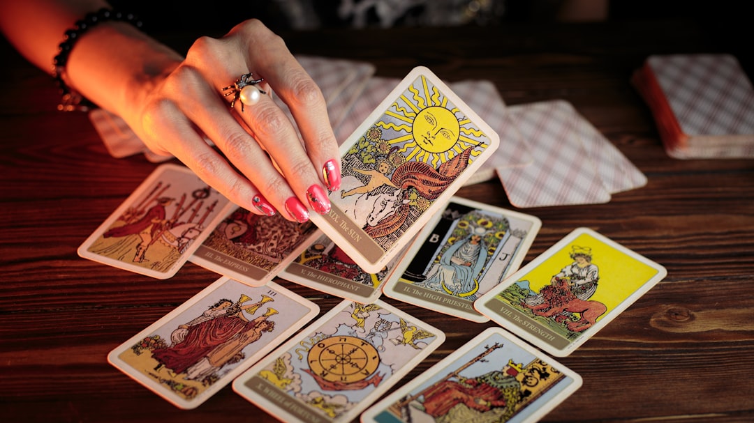 The Difference Between Tarot and Psychic Readings: Which Is Right for You?