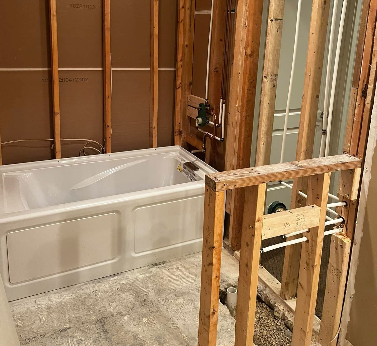 <p><span style="color: rgb(41, 48, 91);">YOUR OWN PERSONAL SPA AWAITS</span></p>
