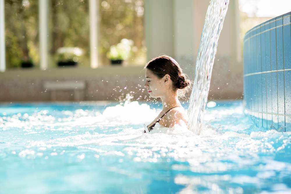 <p><span>Water Features</span></p>