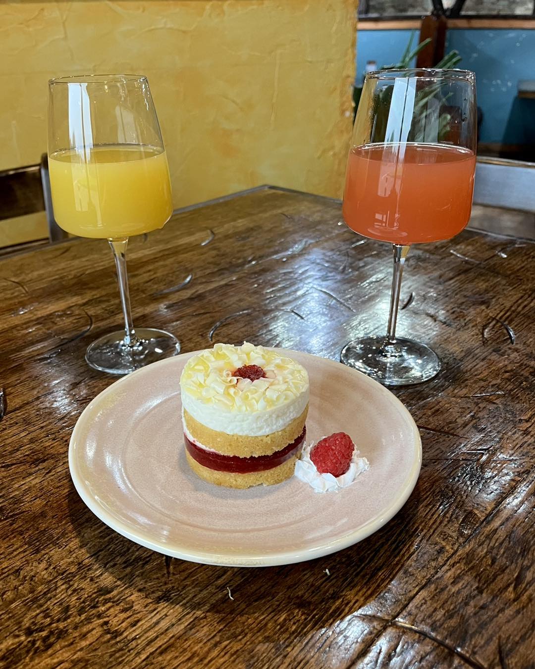 Grid gallery photo #0