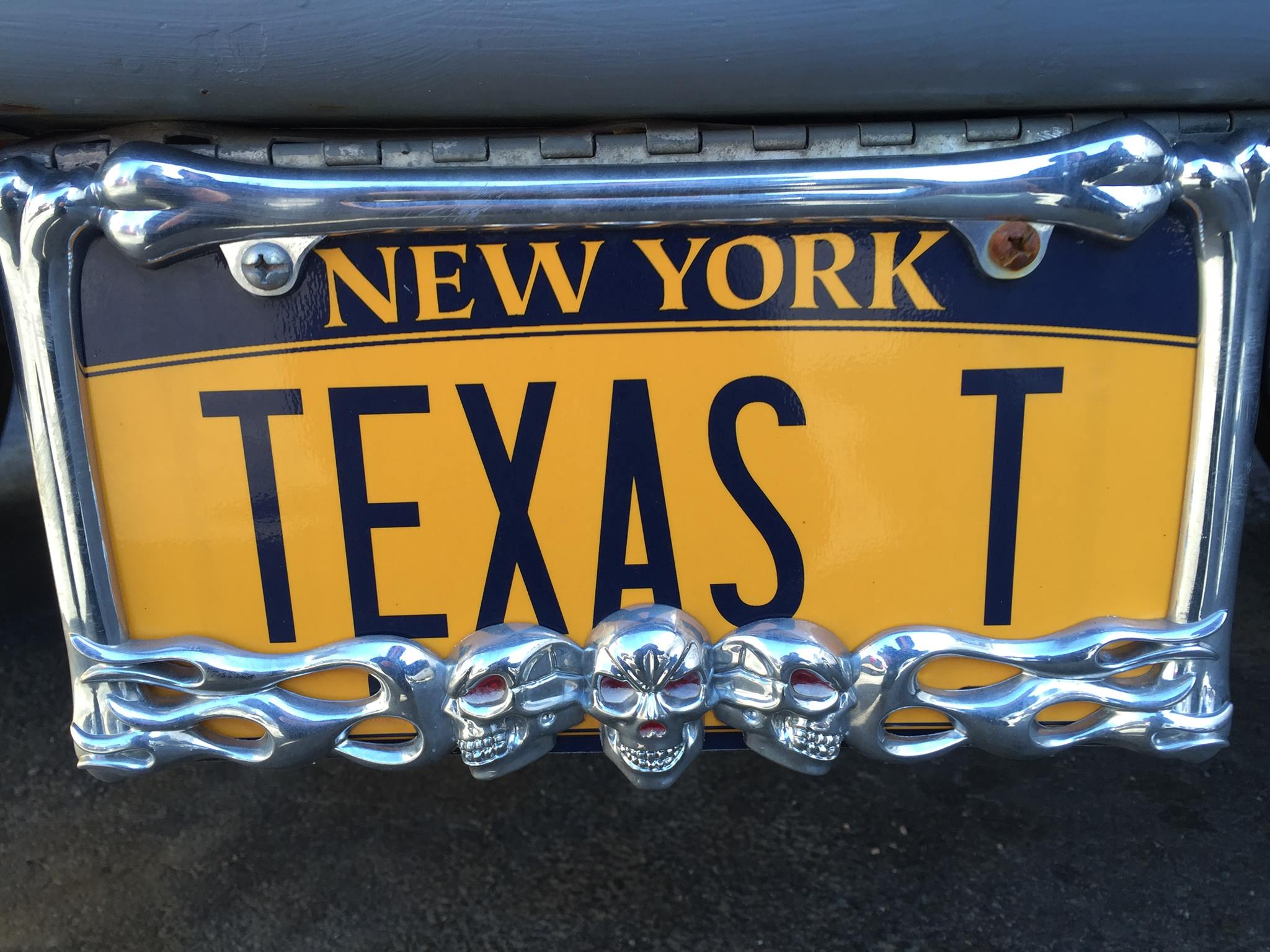 <p><span style="color: rgb(29, 45, 121);">Building a Warmer Community</span></p>