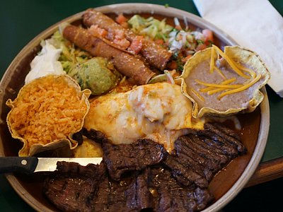 <p>Signature Dishes</p>