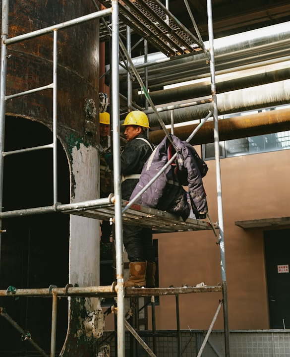 <p><span style="color: rgb(152, 202, 59);">WHY CHOOSE US FOR DRY ROT REPAIR SERVICES?</span></p>