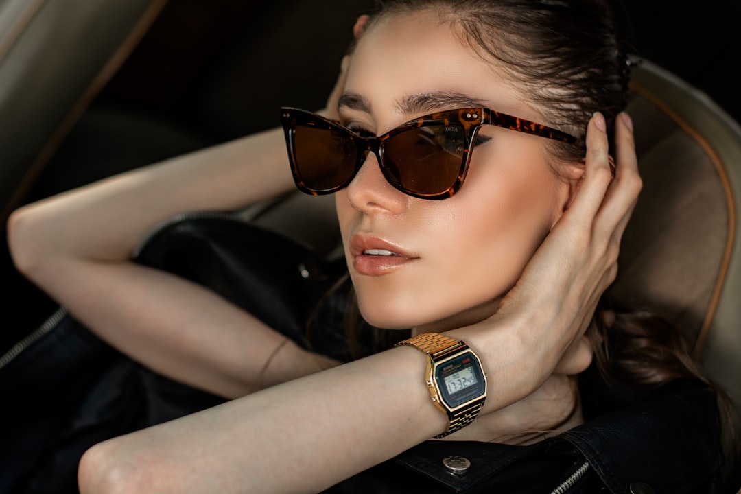 <p>Sunglasses</p>