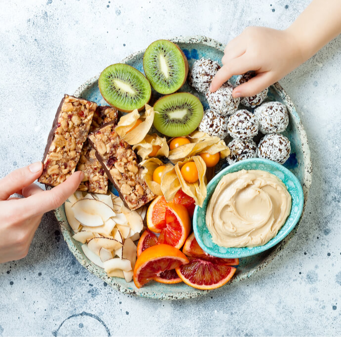 <p><span style="color: rgb(19, 130, 32);">HEALTHY SNACKS</span></p>