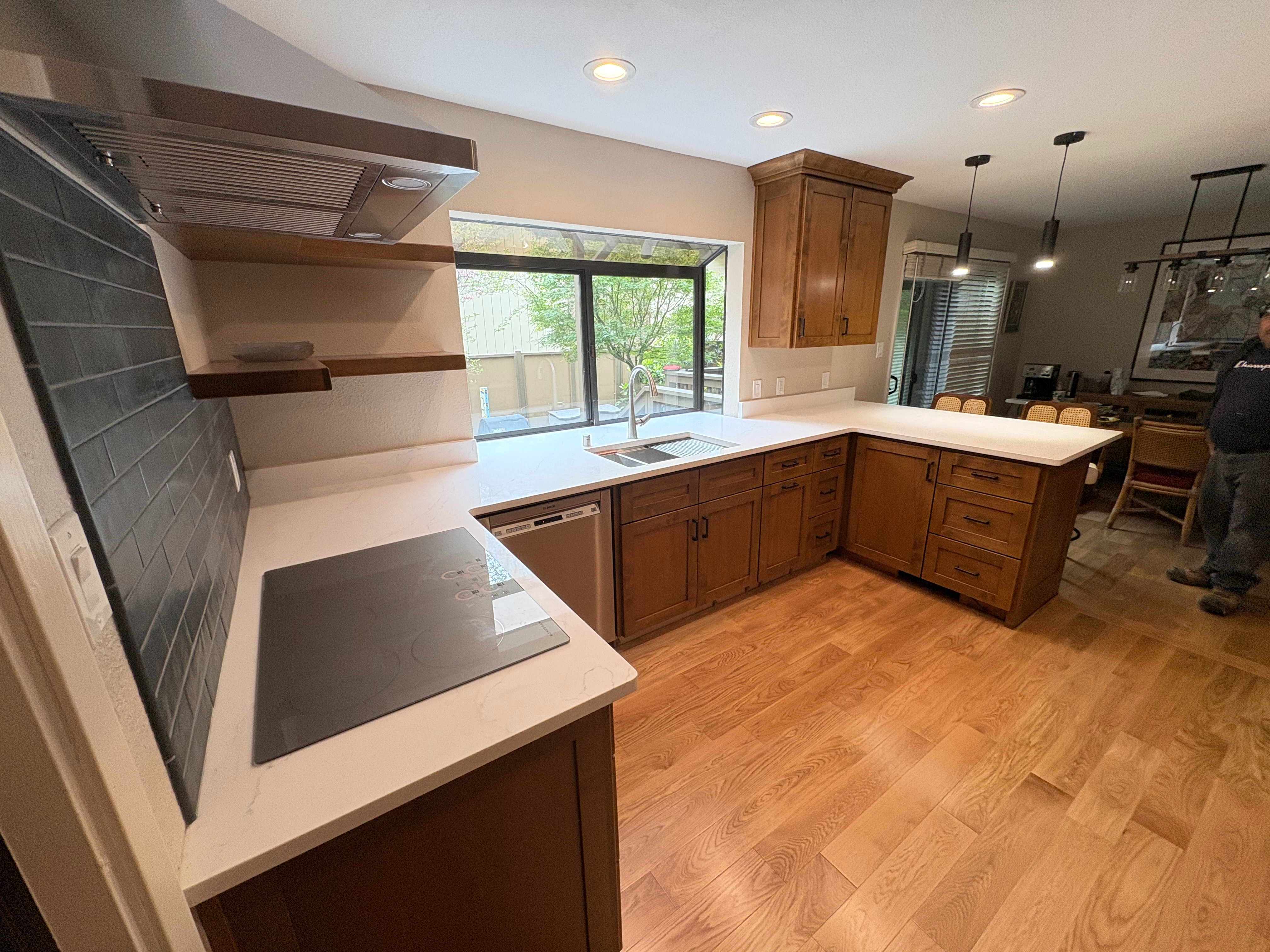 <p><span style="color: rgb(152, 202, 60);">The Benefits of Modern Kitchen Remodeling</span></p>