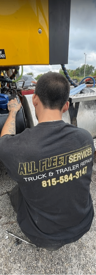 <p>Experienced Mobile Truck Mechanics</p>