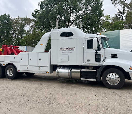 <p><span style="color: rgb(13, 63, 130);">Why Choose All Pro Towing Services?</span></p>