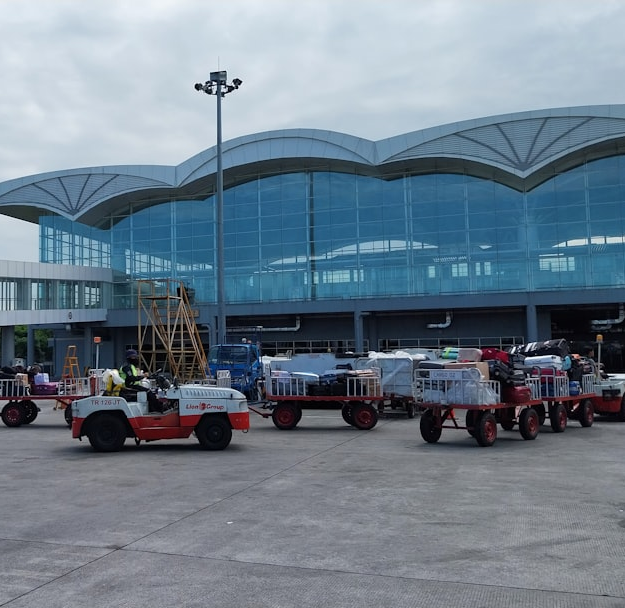 <p><span style="color: rgb(33, 30, 71);">About Our Business</span></p>