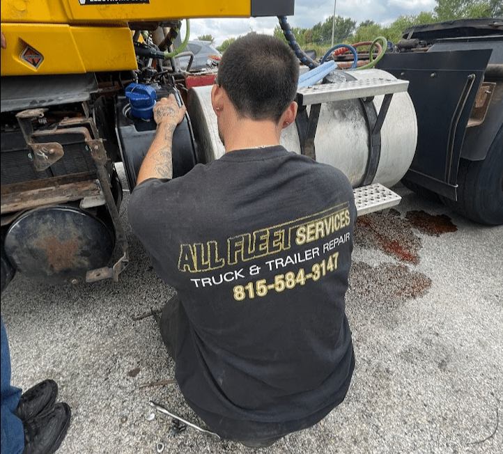 <p><span style="color: rgb(13, 63, 130);">Semi Tire Repair</span></p>